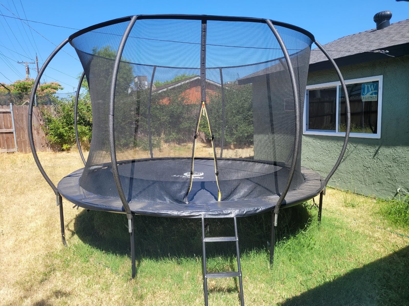JUMPZYLLA Trampoline 8FT 10FT 12FT 14FT 15FT 16FT Trampoline with Enclosure - Recreational Trampolines with Ladder and AntiRust Coating, ASTM Approval Outdoor Trampoline for Kids