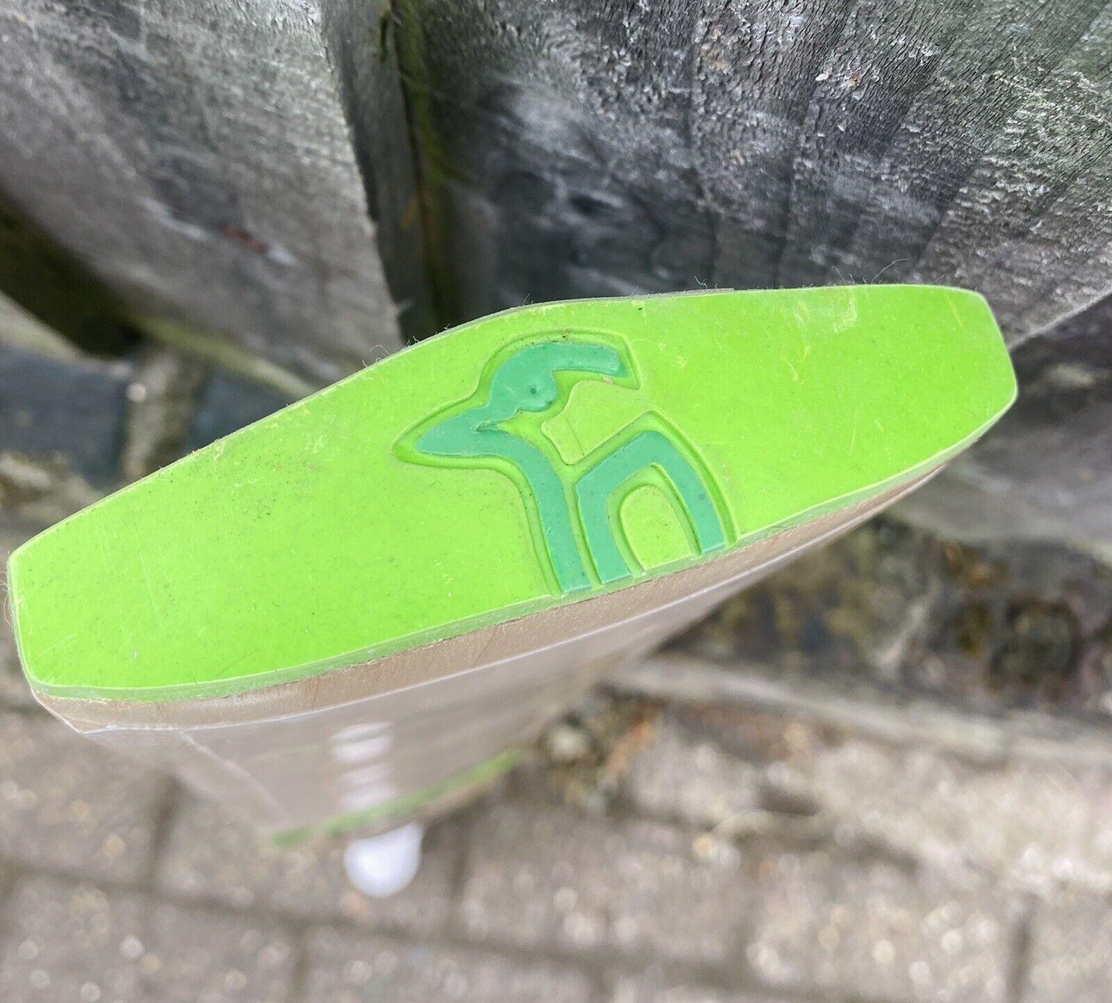 2022 KOOKABURRA KAHUNA PRO CRICKET BAT